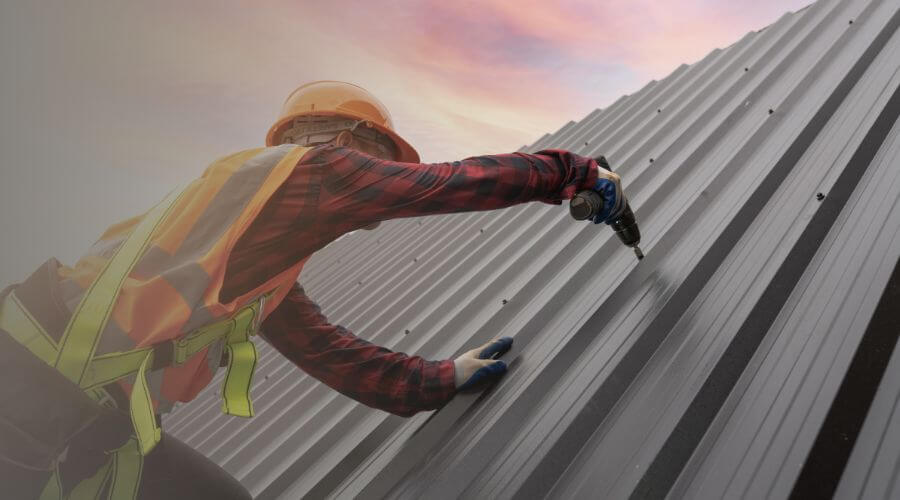 Professional gutter cleaning in Longview, WA